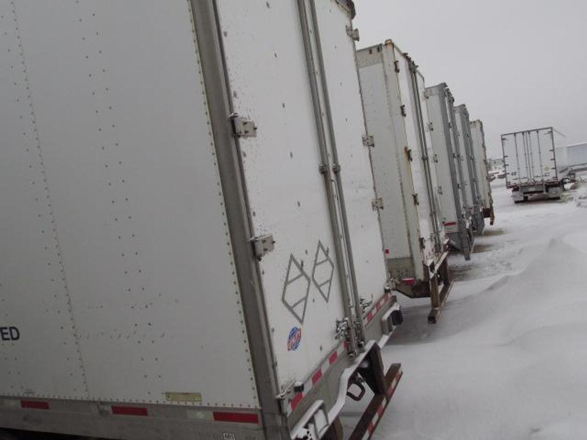 Used 2011 Utility tandem axle heated van trailer