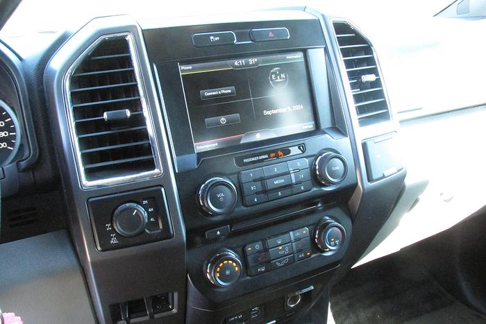 Used 2015 Ford F 150 Crew cab 4x4 XTR