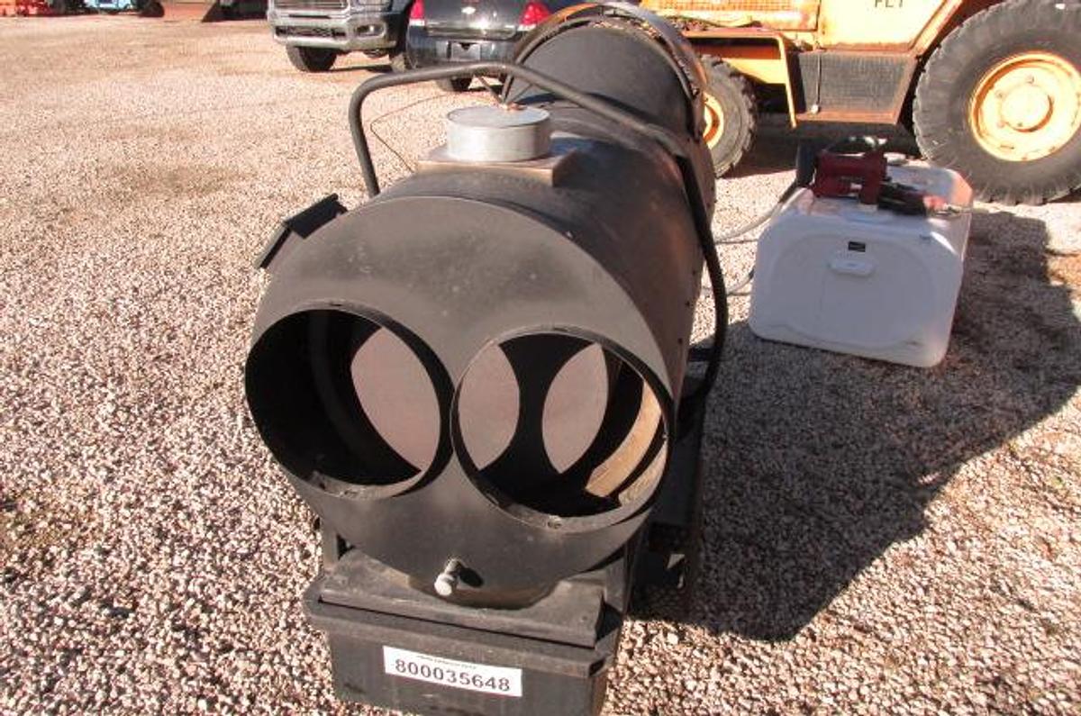 Used Flagro FVO-400 Diesel Fired Indirect 390,000 BTU Unit heater