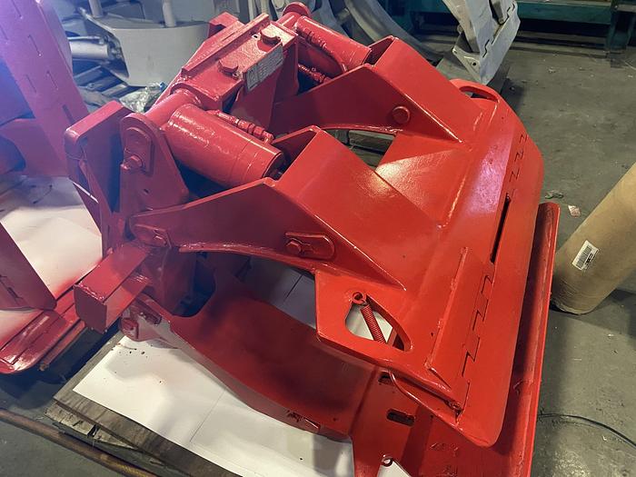 Used 52" BOLZONI-AURAMO PAPER ROLL CLAMP RA-300