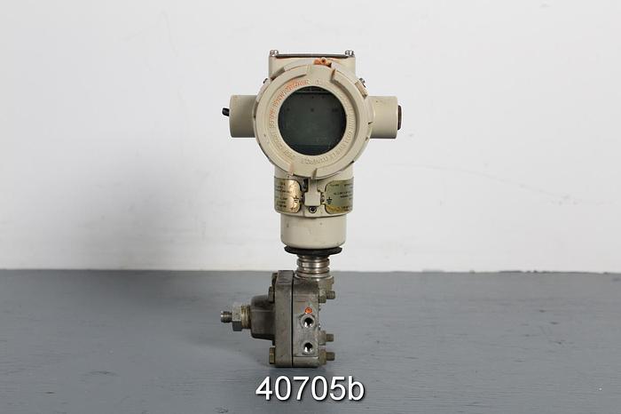 Used Honeywell Series 900 Pressure Transmitter, Model STG170-F1G-0000-MB.SM.F1D3-645G #40705