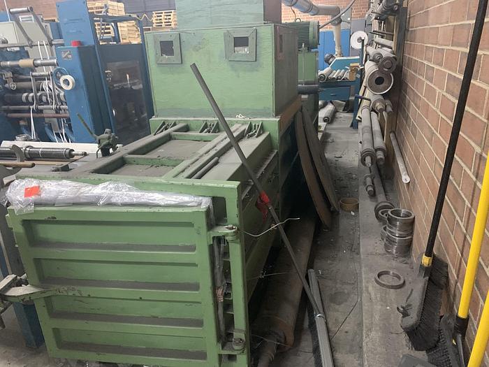 Used MAREN MODEL 423 HORIZONTAL CLOSED DOOR BALER