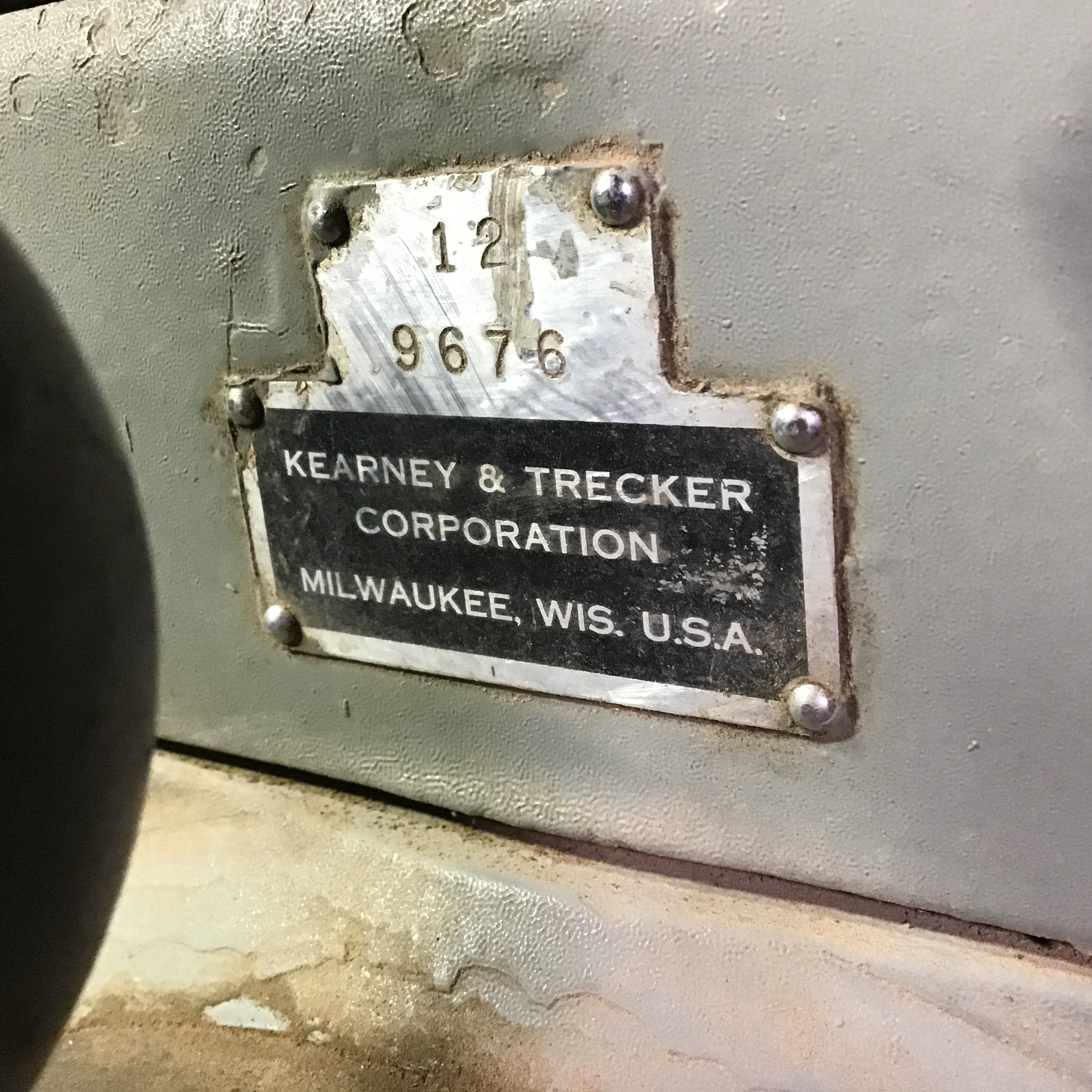 Used Kearney & Trecker Vertical Milling Head Mdl.12  #50 Taper 12