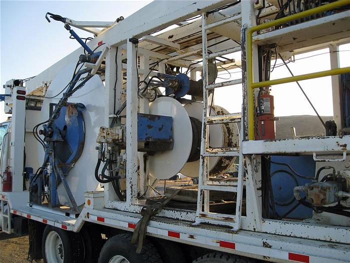 Used 2006 Sterling LT9500 Pulling Rig