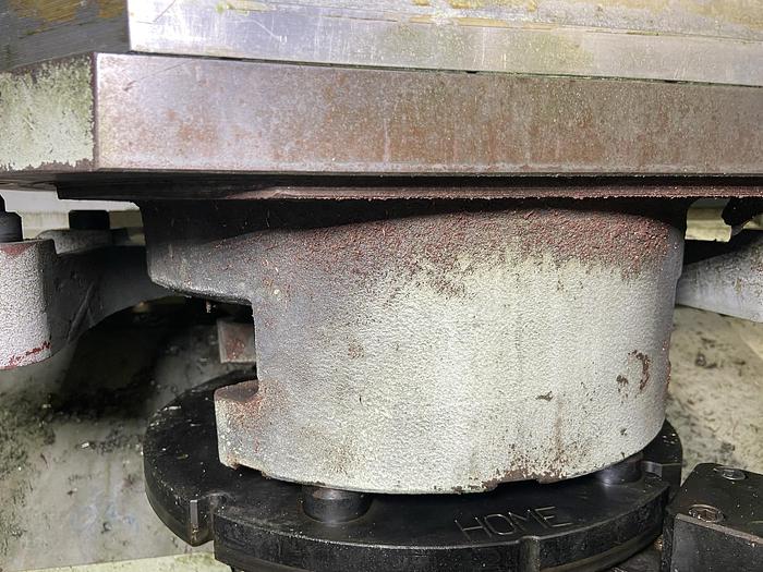 Used 2006 HAAS EC-400 4-Axis CNC Horizontal Machining Center