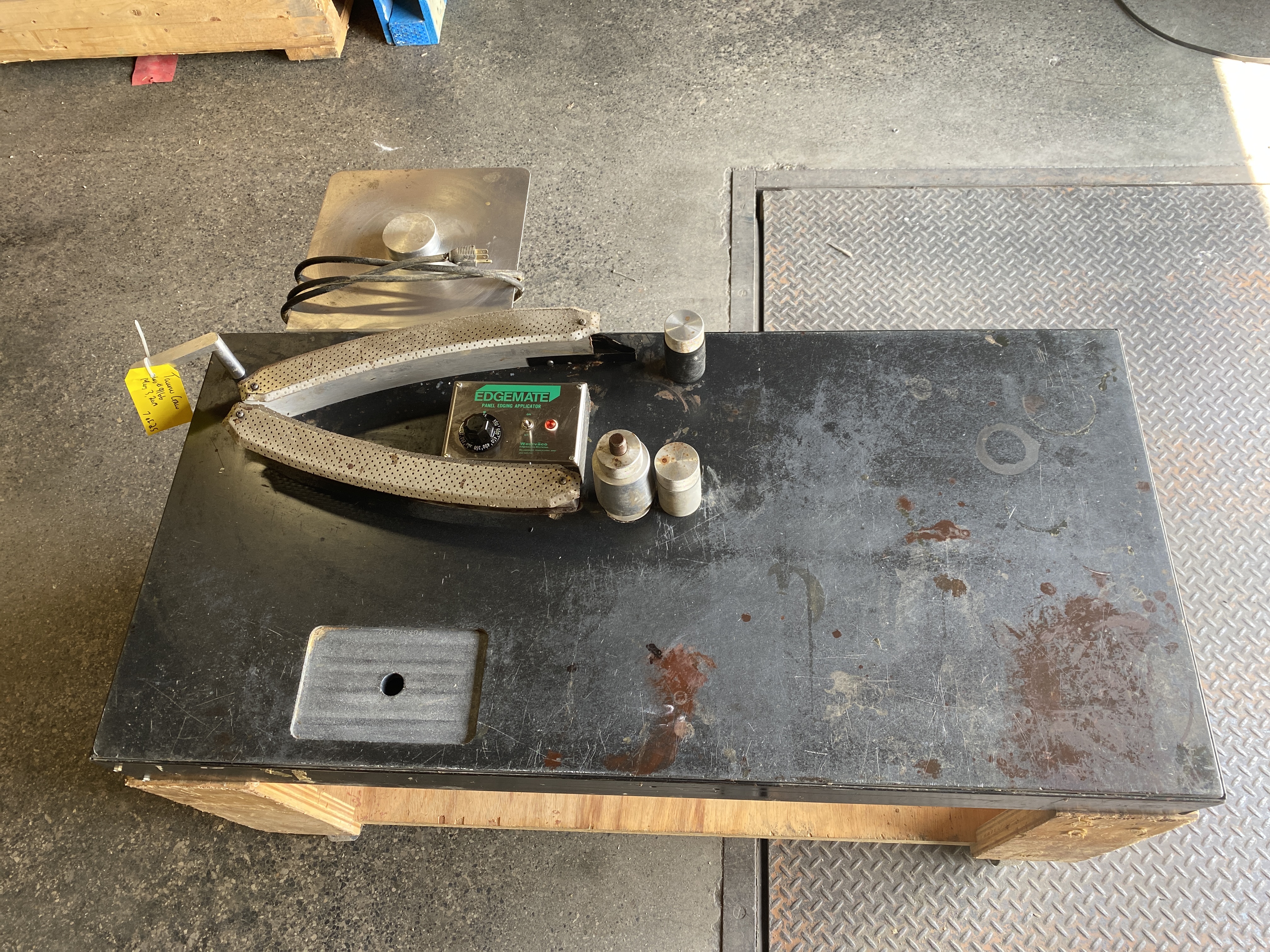 Used WestVaco Edgemate Contour edgebanding machine
