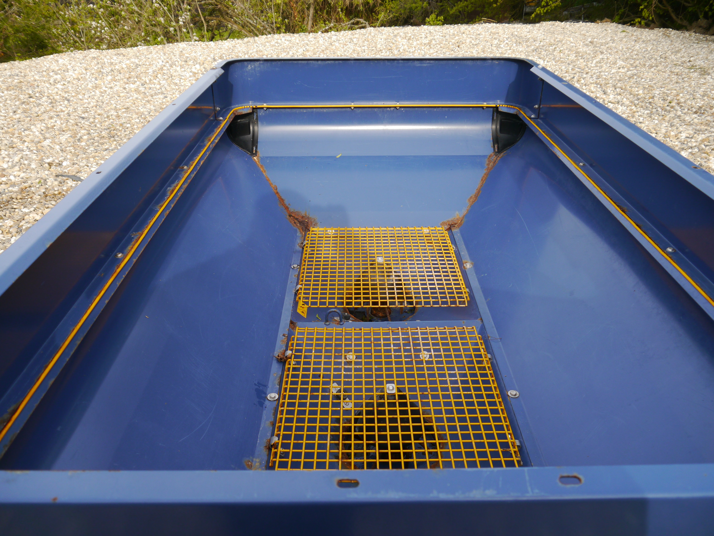 Used KRM L1 Plus Fertiliser Spreader