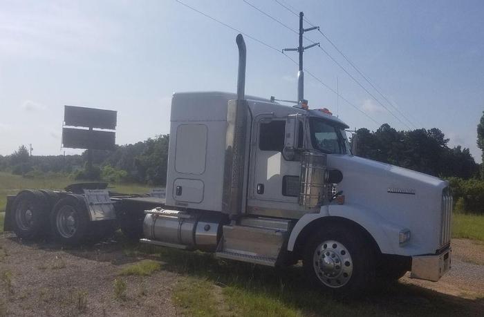 Used 2013 KENWORTH T800