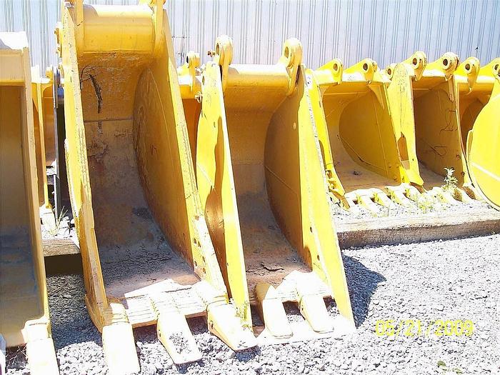 Used 24" BUCKET USED, 3.5" PINS, 15.25" BETWEEN EARS, 21" SPREAD.