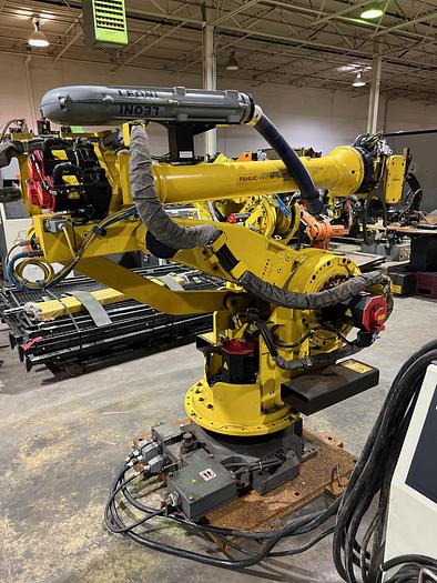 Used FANUC M900iA/260L, CLEANED AND TESED, ONLY 1,453 HOURS