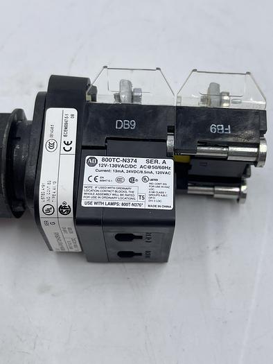 Used Allen-Bradley 800H-FRXTQH2RA5 Ser G
