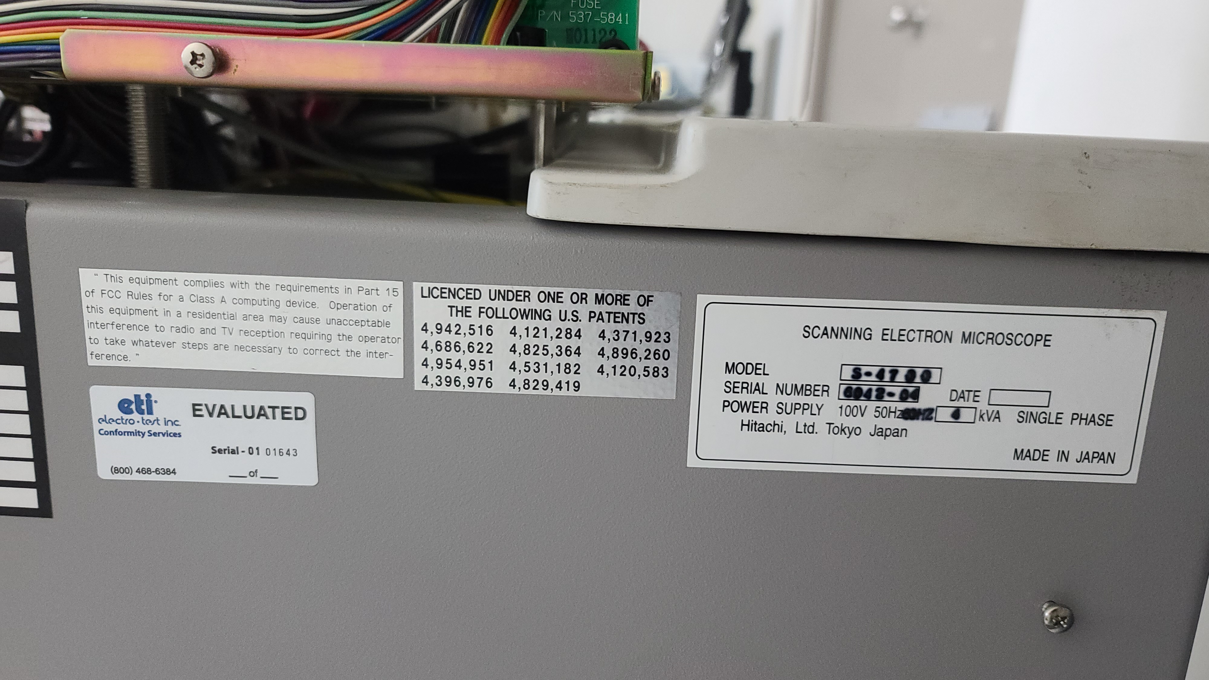 Used Hitachi S-4700 Type I