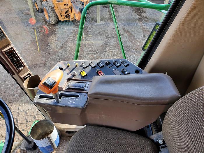 Used ** Auction ** 1996 John Deere 9500 SideHill Combine w/ 25' Header