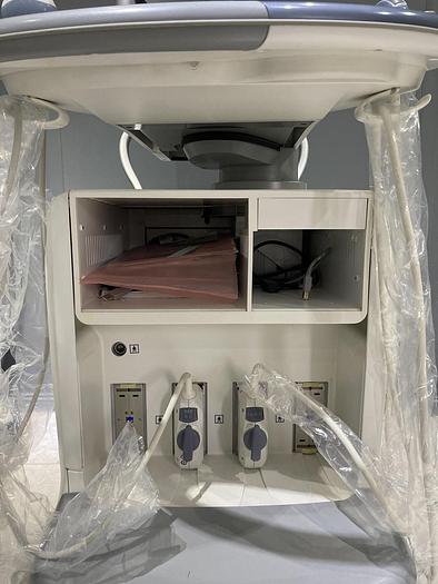 Used GE Voluson E8 Ultraschallgerät mit 2x Sonde und Fußschalter