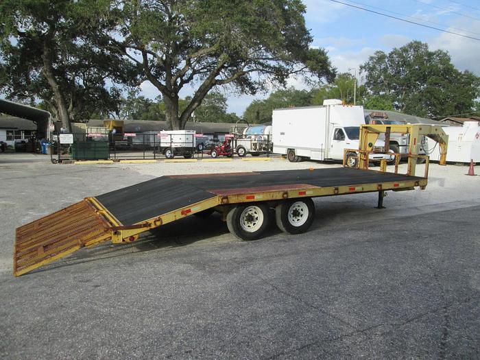 Used 2007 Imperial trailers  Deck over gooseneck equipment