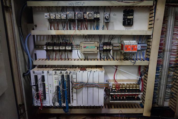 Used 800 ton Blow 144"x54" Used Stamping Press