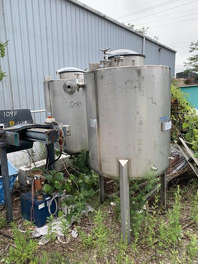 Used 200 GALLON/750 LITER MUELLER TANK – S/S – #6080