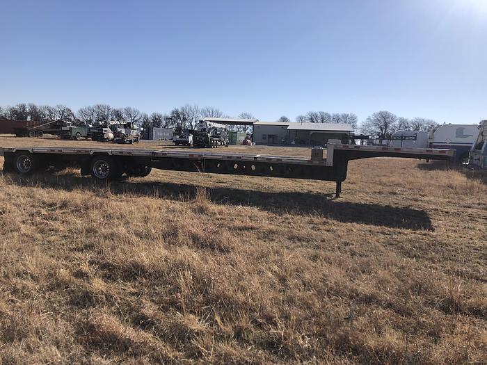 Used 2019 Manac 48 ft step deck trailer