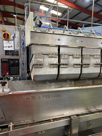 Used Newtec 2012 XBG double drop conveyor. Serial no-5887 YOM-2001