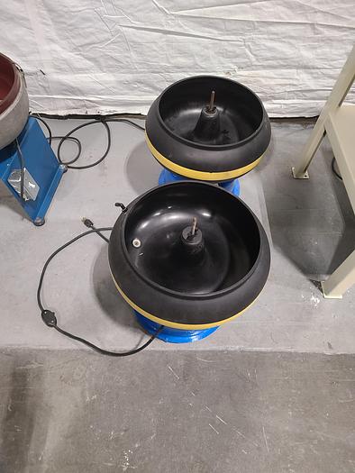 Used Vibratory Tumbler Finishing Machine