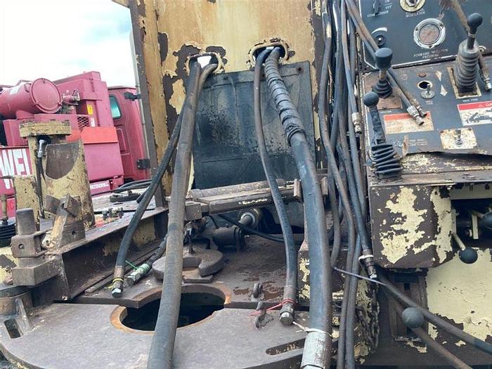 Used 2000 Ingersoll-Rand T3W Drill Rig