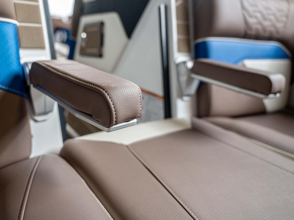 2026 Centurion Ri245 - Canadian Blue Flake / White Frost