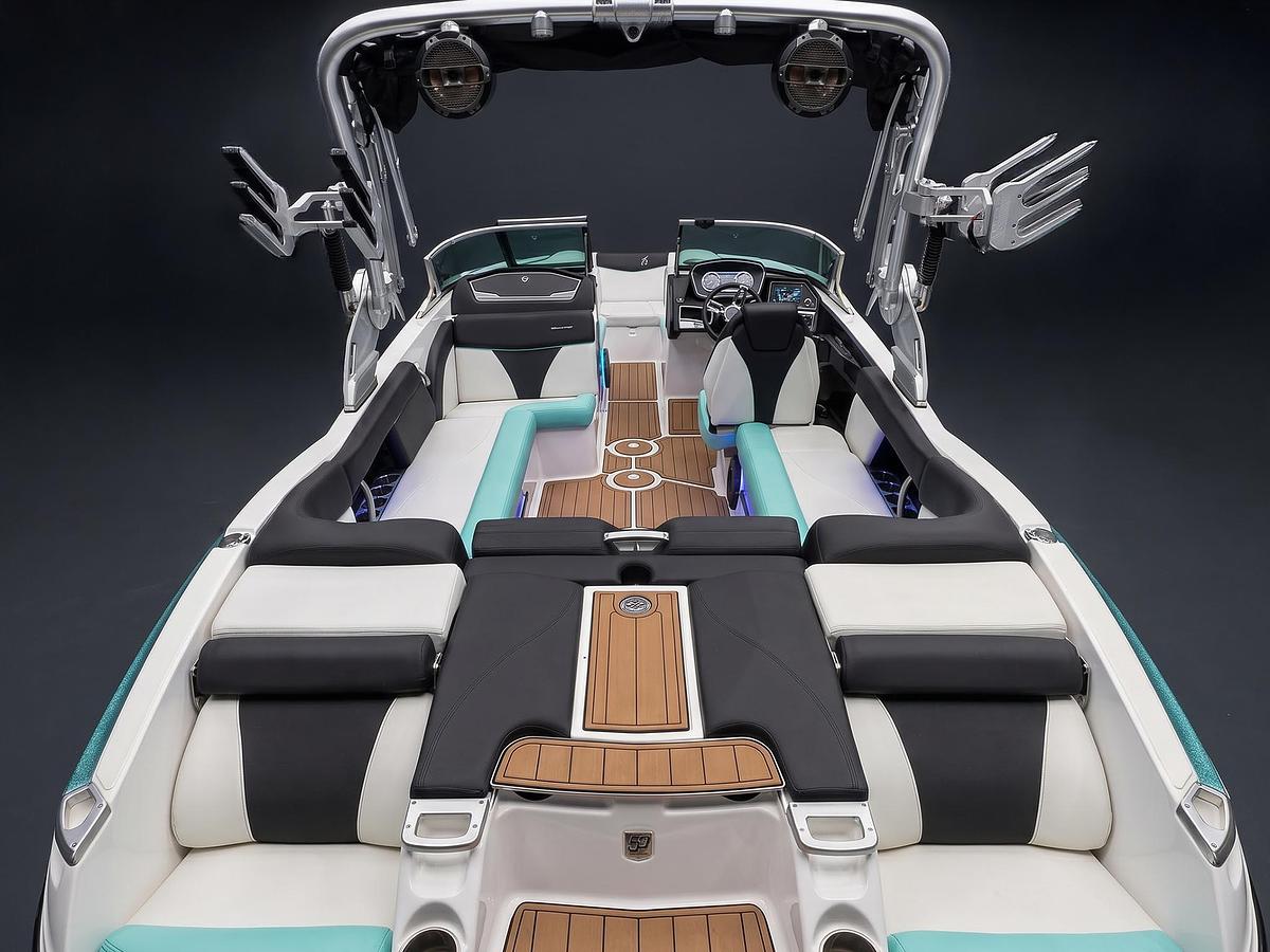 Used 2018 MasterCraft X23 - Blue MF / White / Black