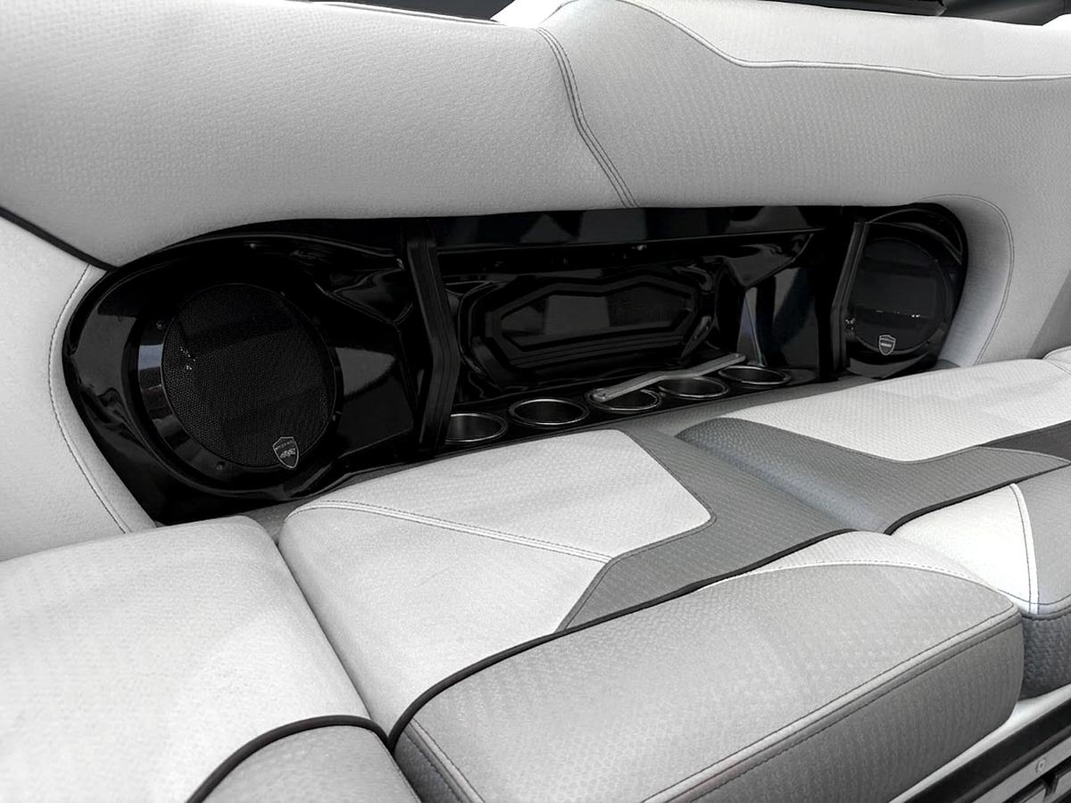 Used 2021 Centurion Ri245 - All White w/ Grey interior