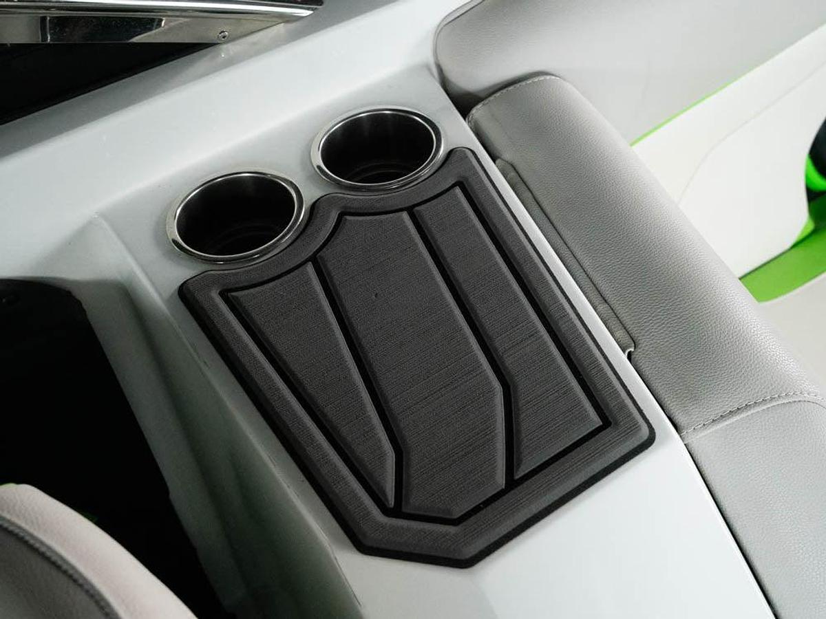 Used 2017 Centurion Ri257 - White / Gunmetal Flake / Green