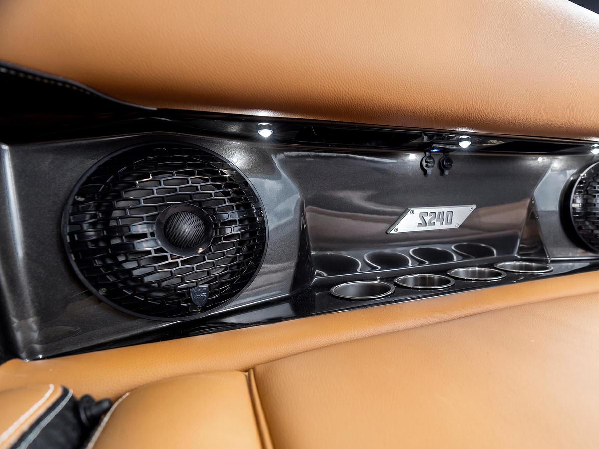 2026 Supreme S240 - Black Flake / Onyx Black / Castano