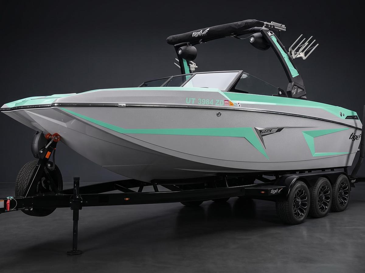 Used 2022 Tige 24RZX - Grey / Sea Green