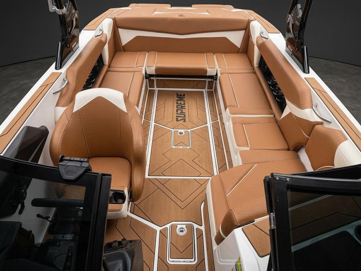Used 2023 Supreme S240 Black / White w/ Brown interior