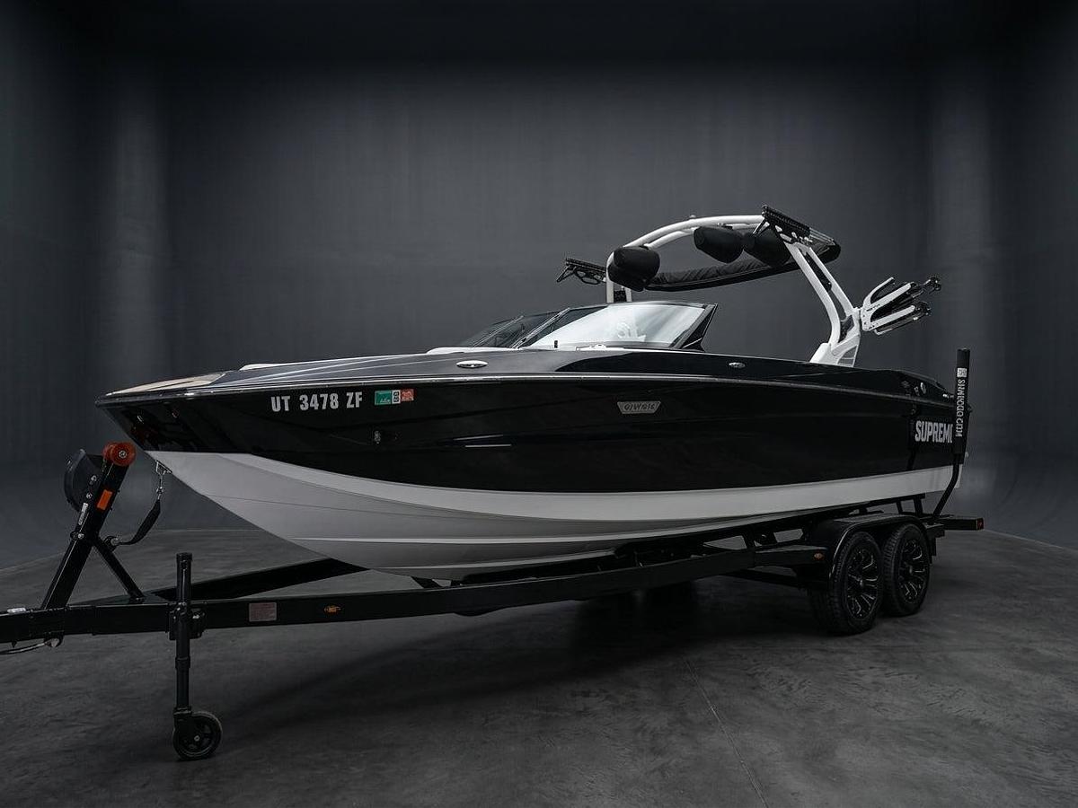 Used 2023 Supreme S240 - Black Flake