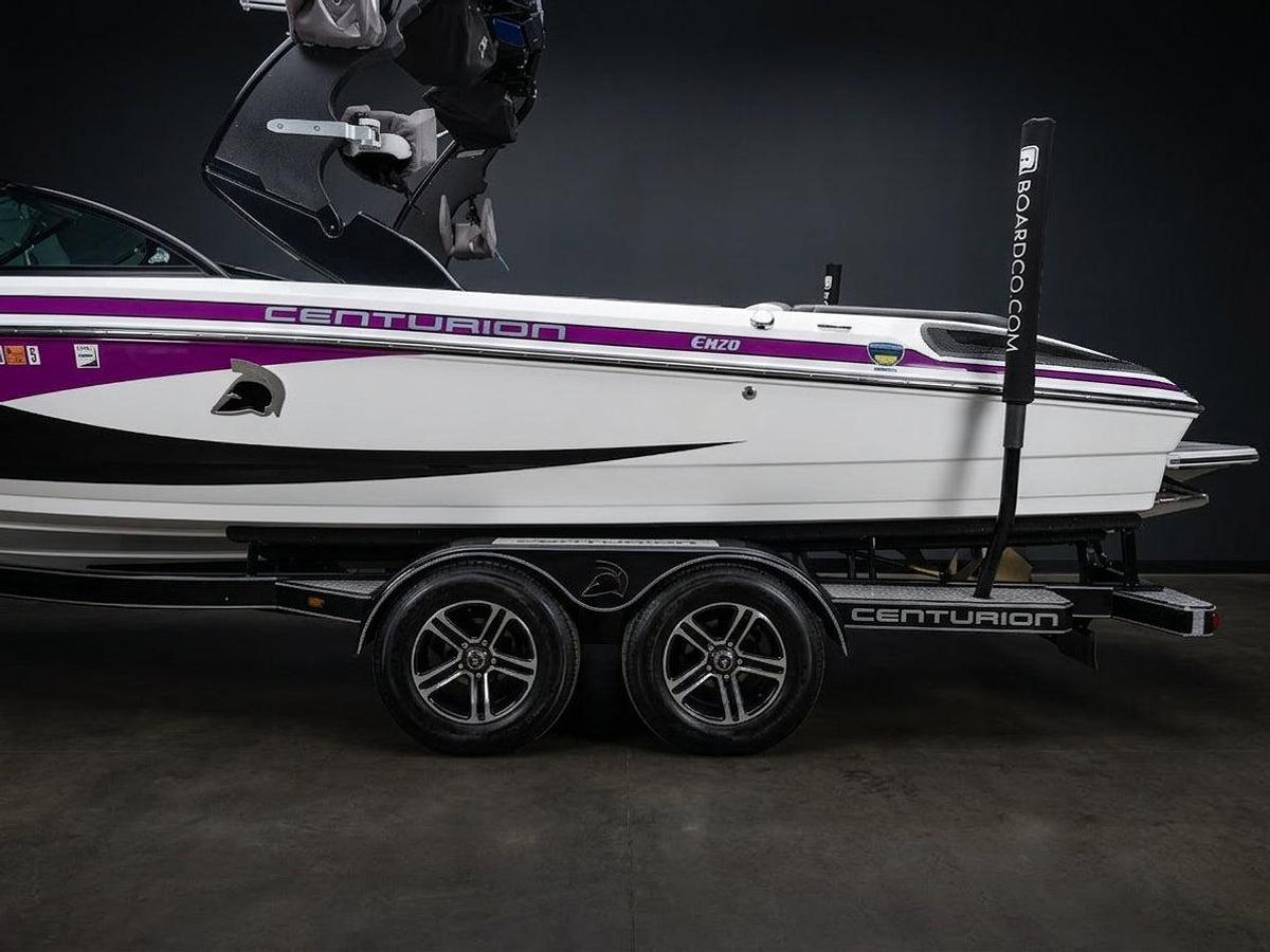 Used 2015 Centurion Enzo SV233 - White / Purple / Black