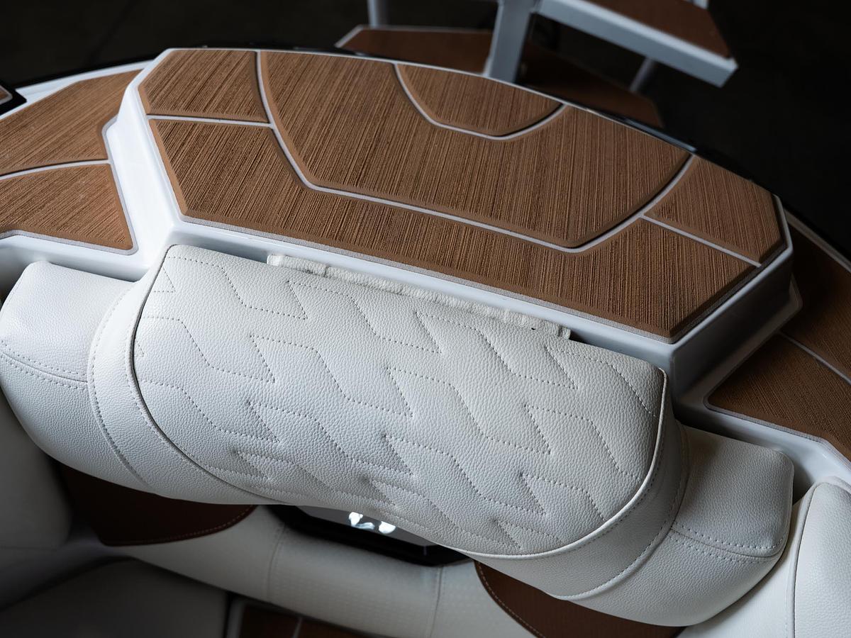 Used 2024 Centurion Ri265 - Red / White