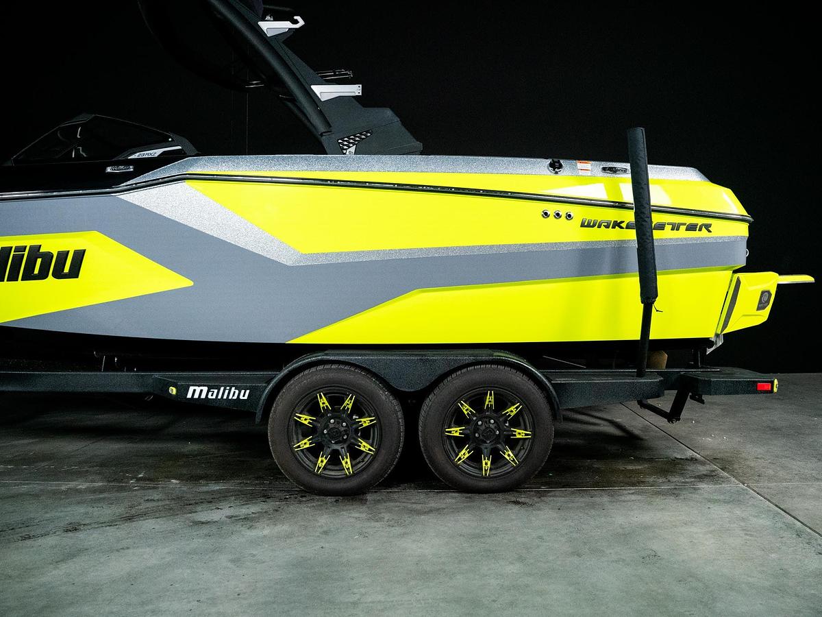 Used 2024 Malibu 23MXZ - Electric Yellow / Grey