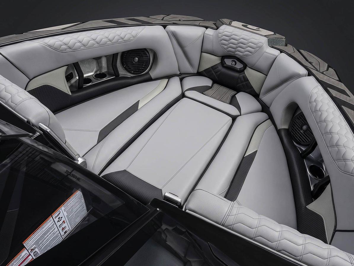 Used 2025 Centurion Ri265 in Black w/ Grey interior