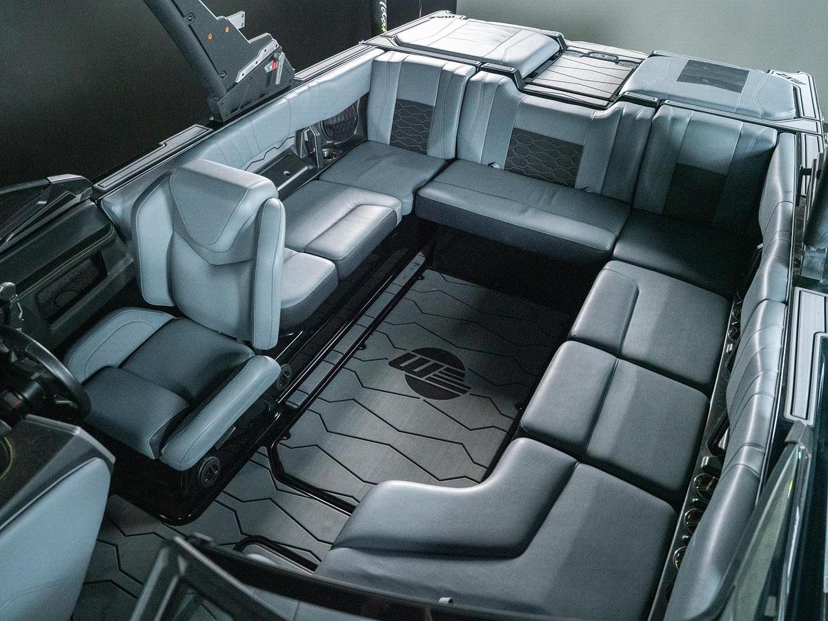 Used 2024 Malibu 23MXZ - Electric Yellow / Grey