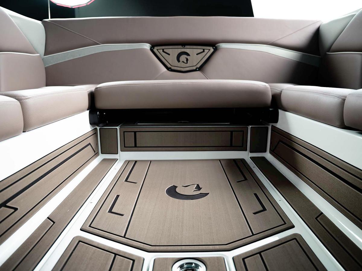 2026 Centurion NV243 - Olive Pewter Flake / White Frost