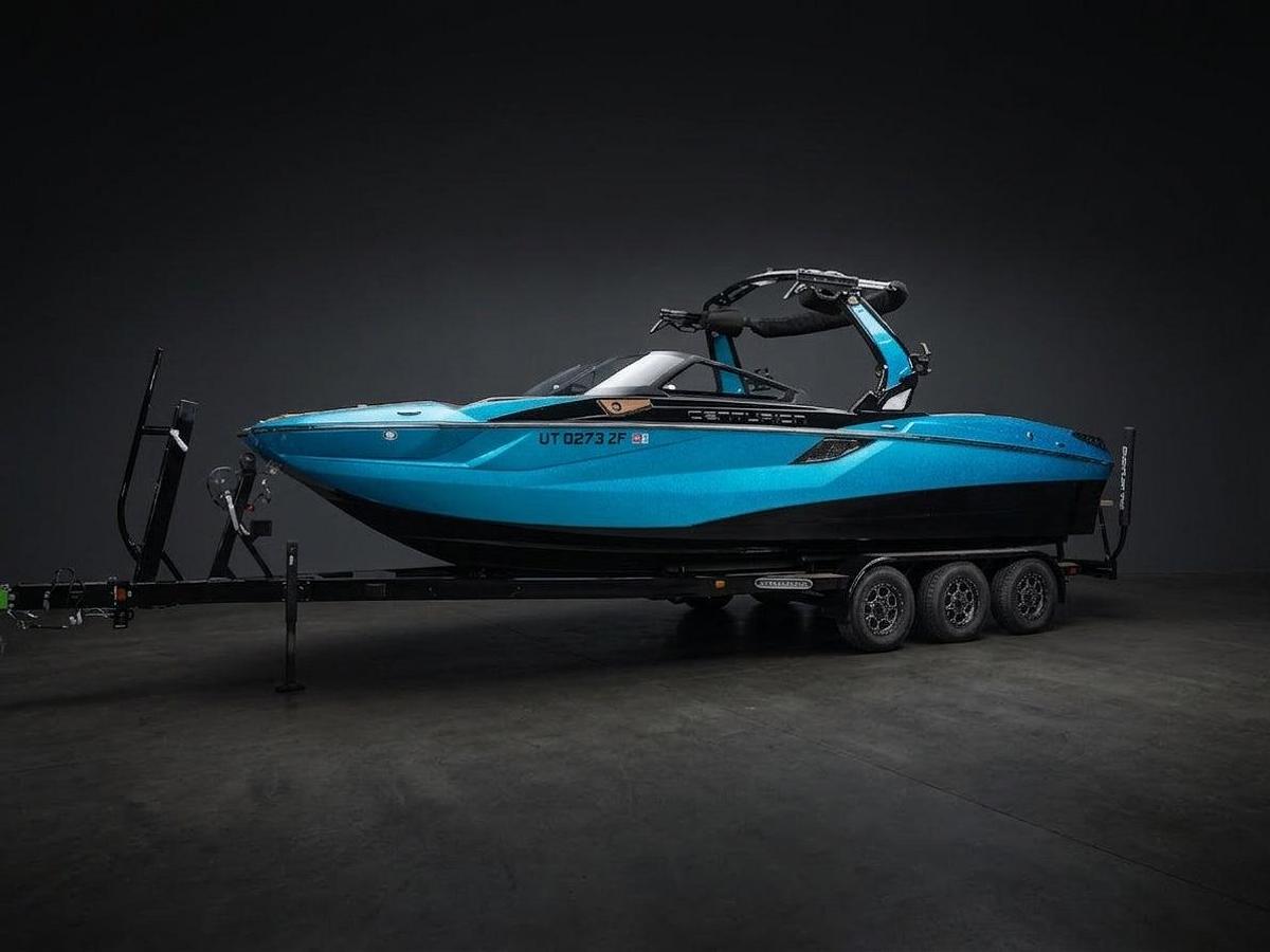Used 2023 Centurion Fi25 in Bahama Blue w/ Castano Brown interior