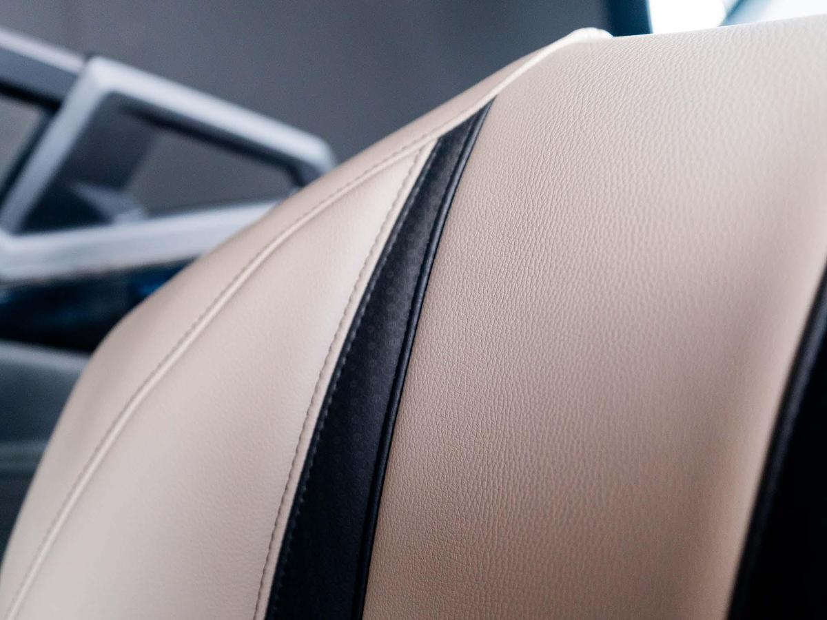 2026 Centurion Ri230 - Canadian Blue Flake / Onyx Black