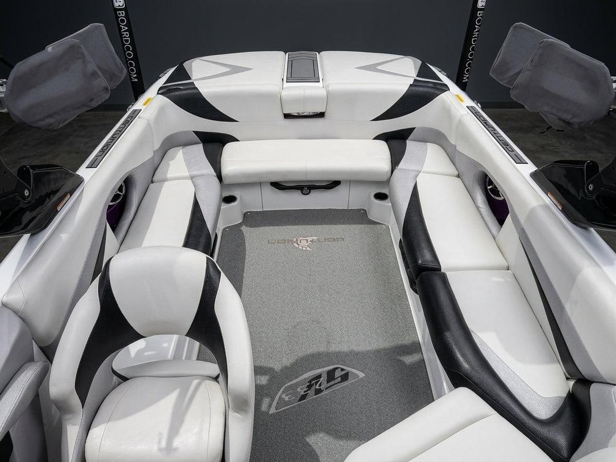 Used 2015 Centurion Enzo SV233 - White / Purple / Black