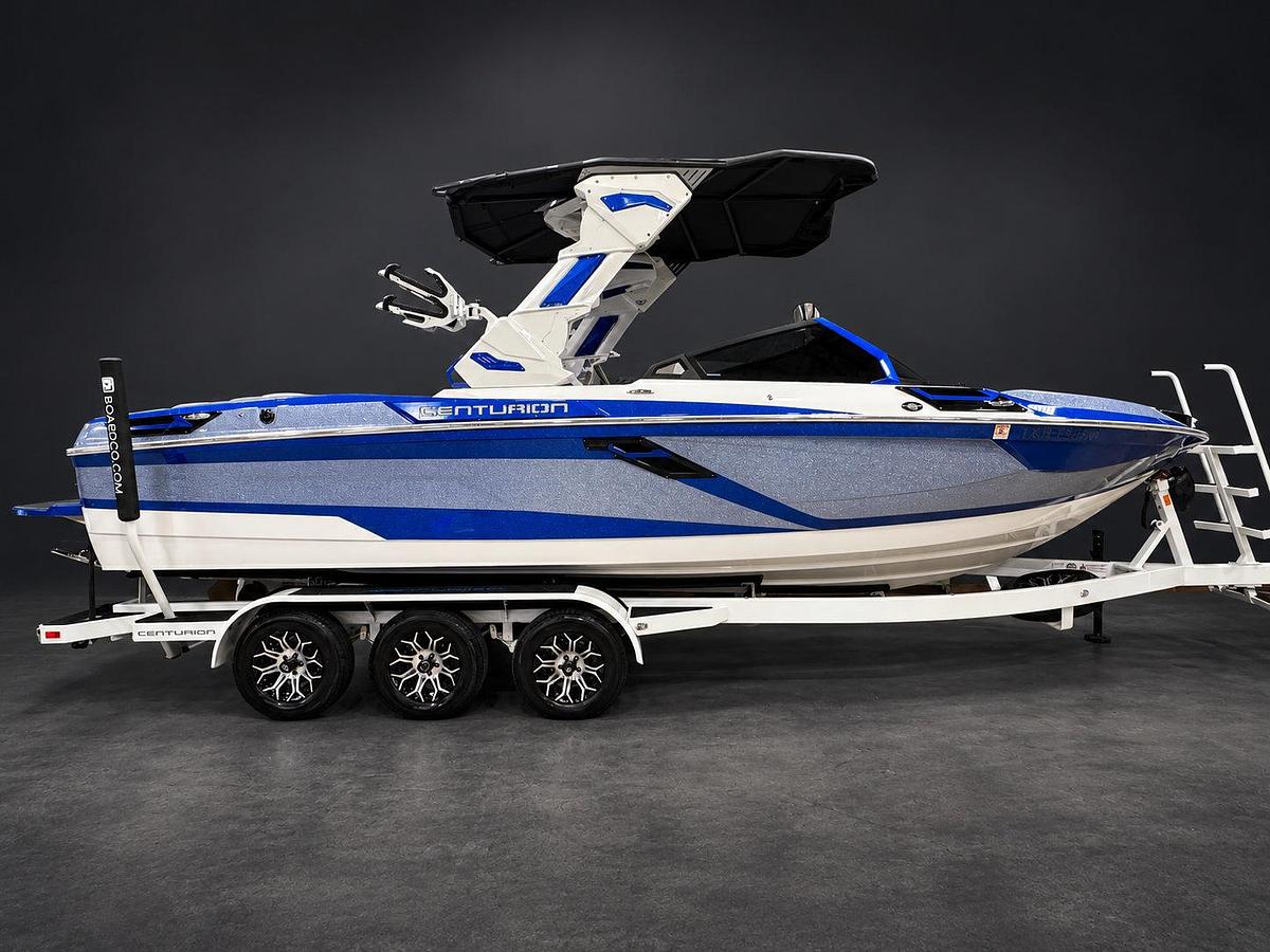 Used 2024 Centurion Ri245 in White w/ WHITE interior