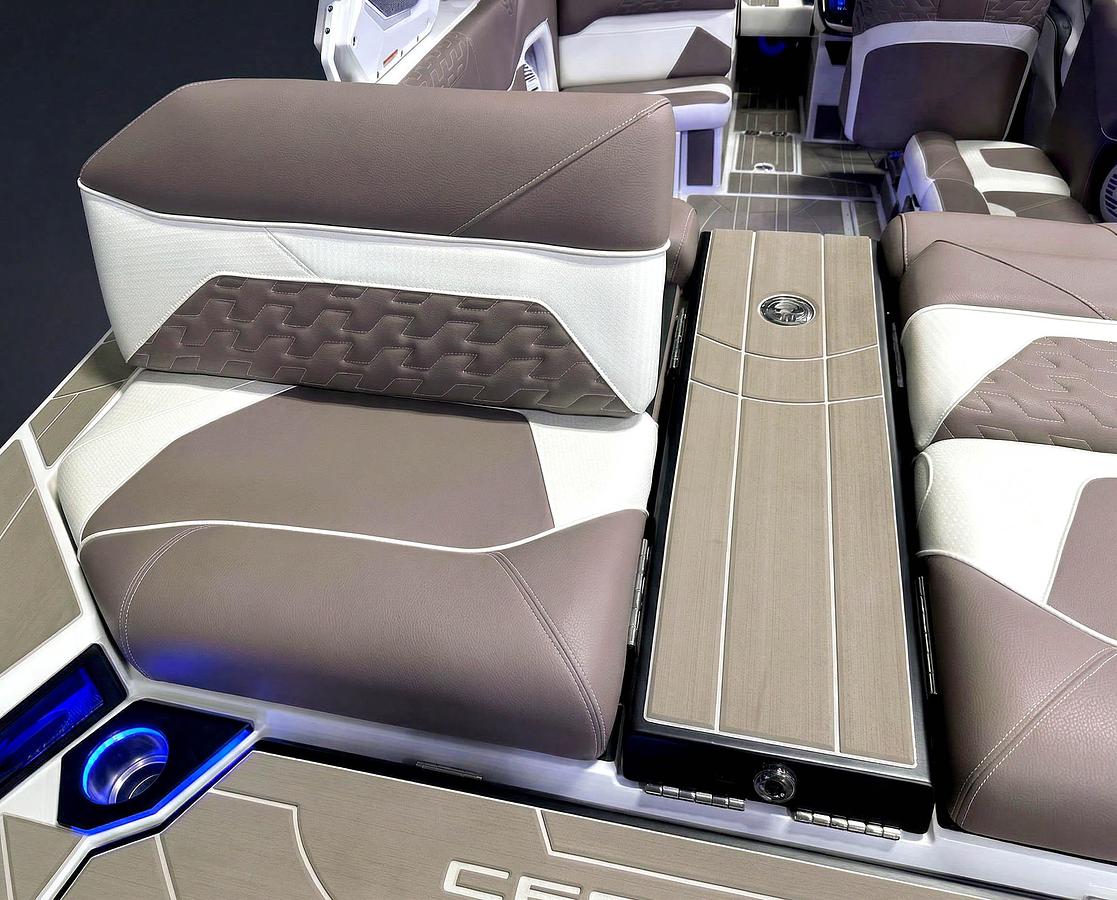 2026 Centurion Ri230 - Silver Flake / White Frost