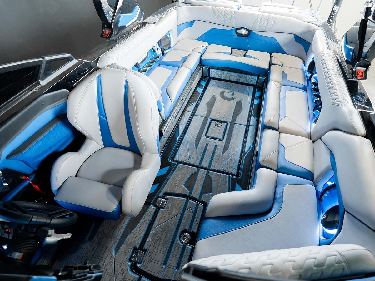 2025 Centurion Ri245 - Onyx Black / Marina Blue