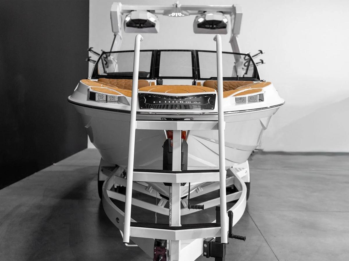 2026 Centurion Ri245 - White Frost / Castano Interior