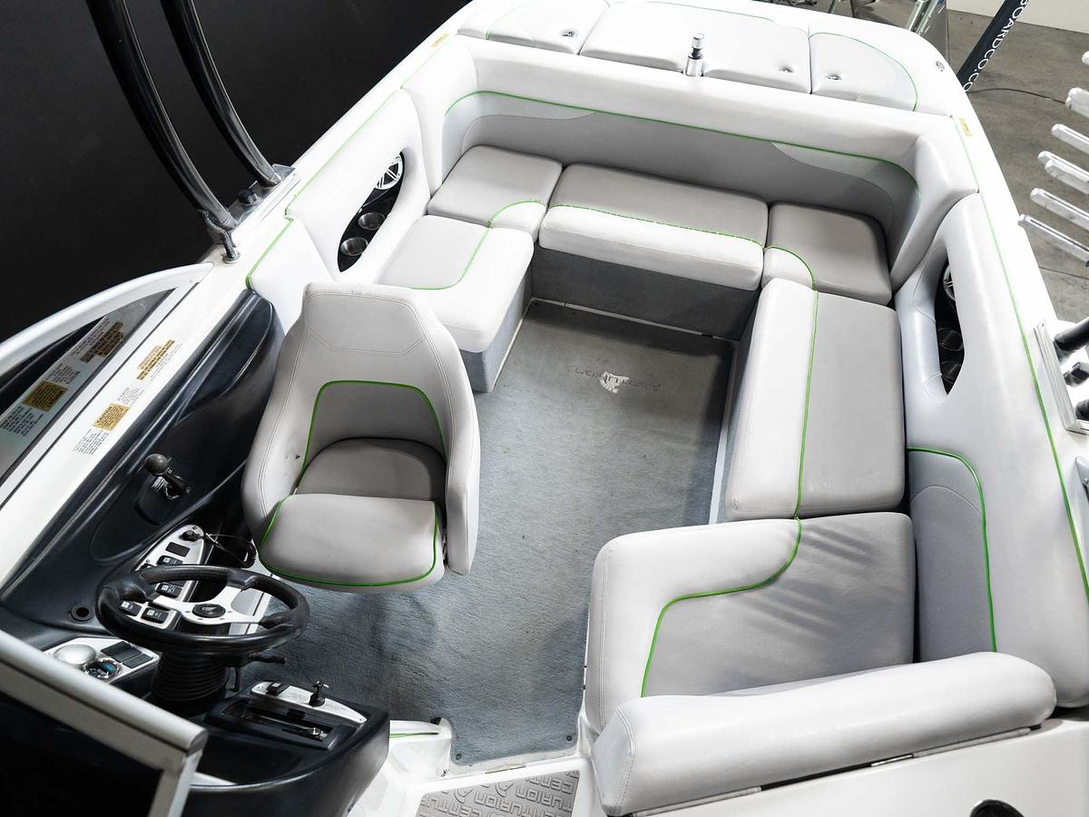 Used 2009 Centurion Air Warrior Falcon V - Green / Black