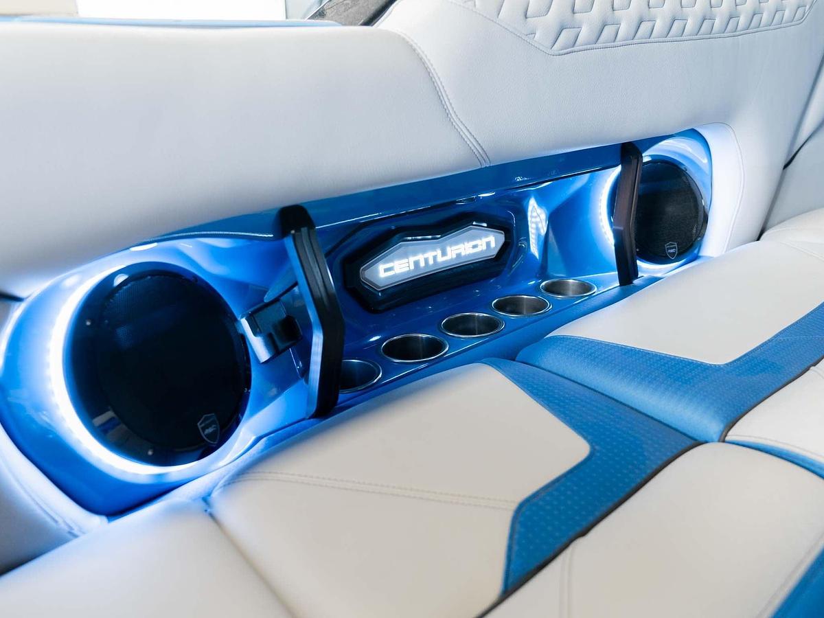 2025 Centurion Ri245 - Onyx Black / Marina Blue