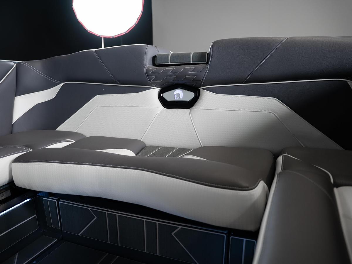 2026 Centurion Ri245 - Charcoal / White Accents