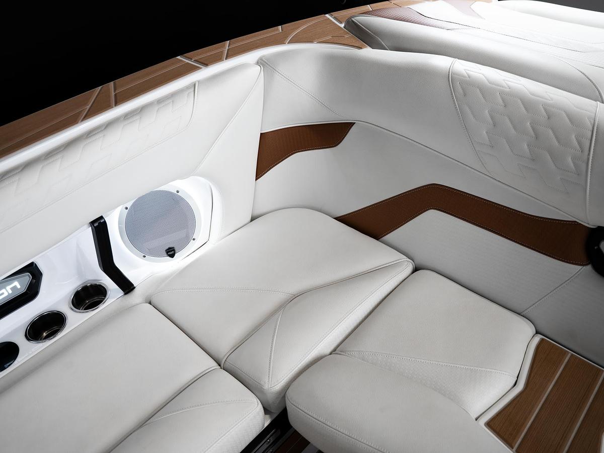 Used 2024 Centurion Ri265 - Red / White